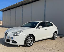 Alfa Romeo Giulietta 1.6 JTDm-2 105 CV Distinctive