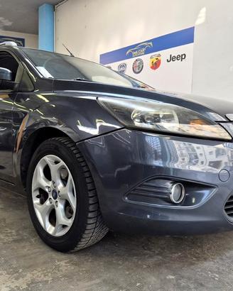 Ford Focus 1.6 GPL SW Titanium