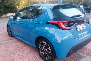 TOYOTA YARIS HYBRID