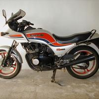Kawasaki Gpz 550 unitrak (epoca iscritta FMI)