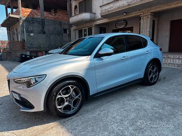 Alfa Romeo Stelvio 2.2 Td 160 CV AT8 RWD Sprint