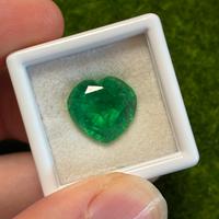 Smeraldo verde 7.00 ct taglio cuore certificato