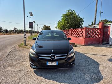 Mercedes-benz B 180 d Premium