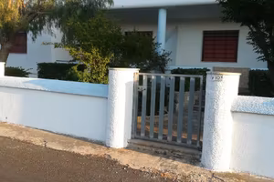 Villa indipendente a 200metri dal mare 6/8p.l