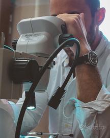 Perito in preziosi gemmologo