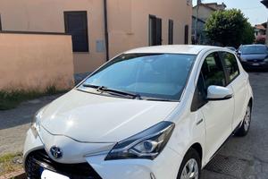 Toyota Yaris ibrida