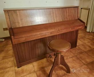 Pianoforte verticale