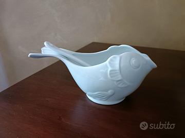 Salsiera a forma di pesce in porcellana