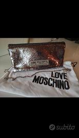 Pochette Love Moschino