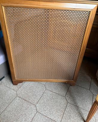 Copritermosifone in legno