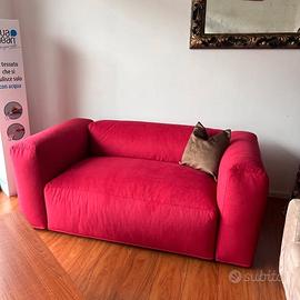 Divano due posti  nuovo