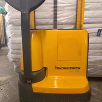 Carrello elevatore elettrico Jungheinrich EJC 110