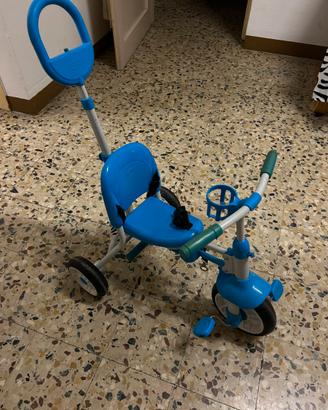 Triciclo little tikes pack n go