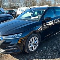 Skoda Octavia 2.0 TDI EVO SCR 150 CV DSG Wagon Exe