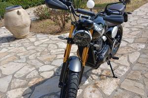 Triumph Scrambler 400 X