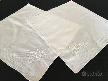 set 2 fazzoletti d'epoca ricamati “Irene”