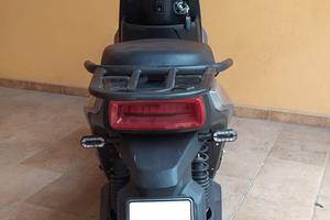 Scooter elettrico Yadea T9 plus doppia batteria