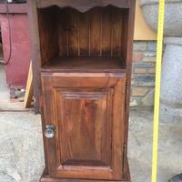 Antico armadietto porta telefono