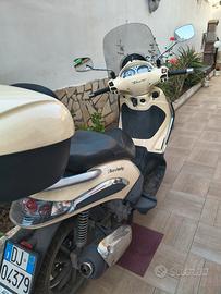  Beverly 250 anno 2008
