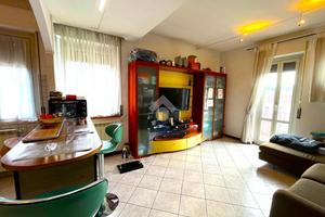 3 LOCALI A ALBIZZATE