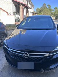 Opel astra 2019