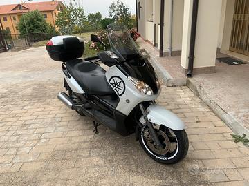 Scooter Yamaha XMax 250