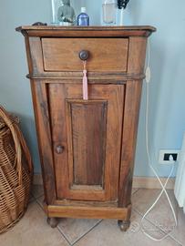 comodini legno