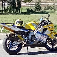 CBR 600 f sport replica v.rossi