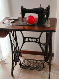 Macchina per cucire Singer d epoca 