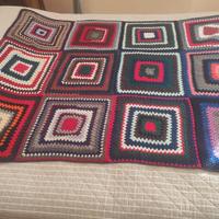 copertine realizzate all uncinetto in lana