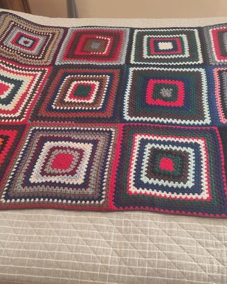 copertine realizzate all uncinetto in lana