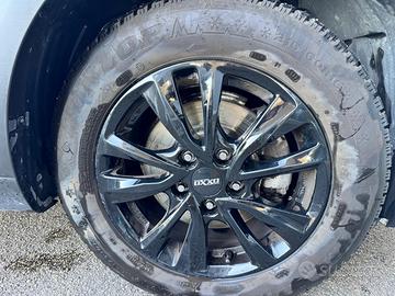 set comp. gomme da neve usate e cerchi in lega or.