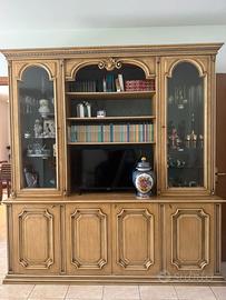 Mobile librearia in stile classico