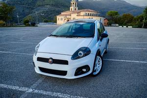 Grande Punto t-jet allestimento Abarth esterno