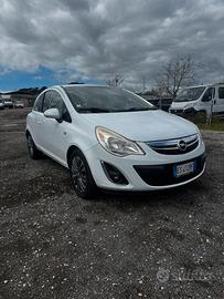 Opel Corsa 1.2 benzina euro 5 automatica 2013