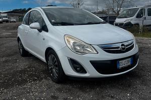 Opel Corsa 1.2 benzina euro 5 automatica 2013