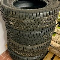 Pneumatici da neve 235/65 R16C 115/113 R