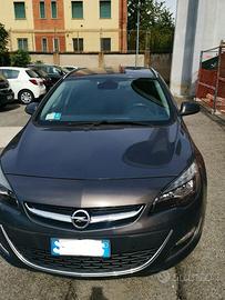 OPEL Astra 1.7 CDTI 130CV Sports Tourer Cosmo