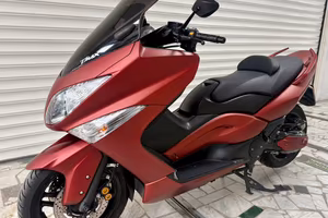Yamaha T- max 2008
