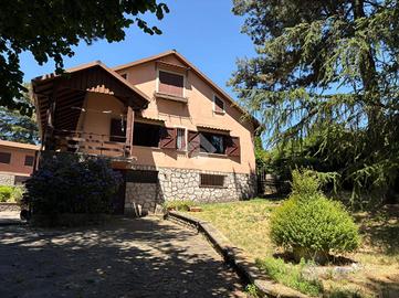 VILLA SINGOLA A ROCCA PRIORA