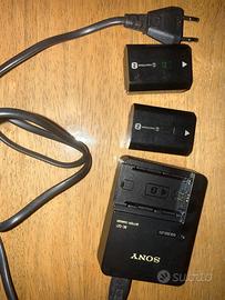 2 Sony NP-FZ100 originali + Charger