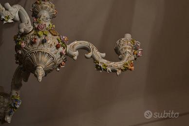 Lampadario a tre bracci in porcellana Capodimonte