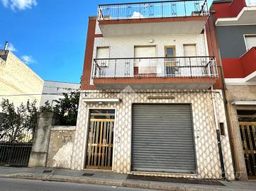 CASA INDIPENDENTE A CANOSA DI PUGLIA
