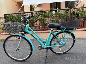 Bicicletta elettrica Bianchi e-bike verde