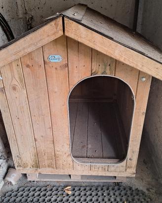 cuccia in legno "Il ceppo" 