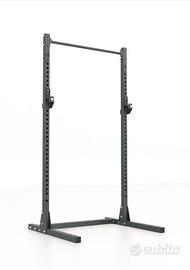 Power rack con barra per trazioni. 