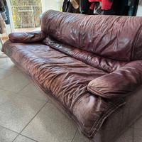 divano in pelle nabuk