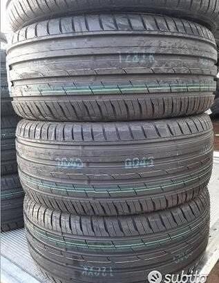 4 gomme nuove 205 60 15 toyo