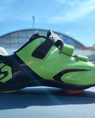 scarpe ciclismo taglia 45 tacchette nuove 