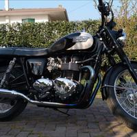 Triumph Bonneville - 2010